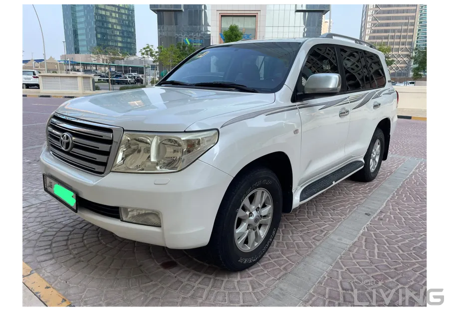 تويوتا لاند كروزر GXR 2011 — QatarLiving